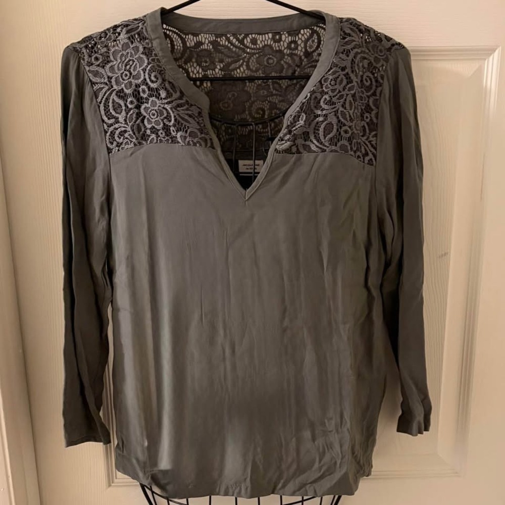 Jacqueline de Yong Women's Medium Gray Lace Yoke Long Sleeve Blouse EU 38